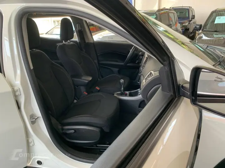 COMPASS SPORT 2.0 4x2 Flex 16V Aut.