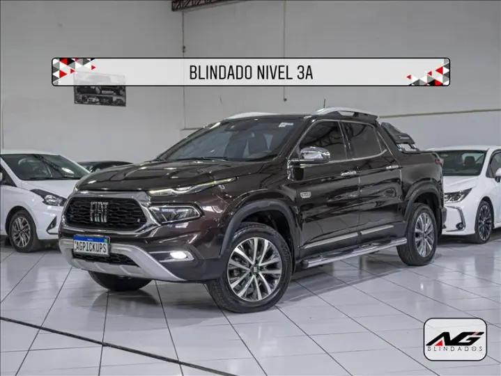 TORO 2.0 16V Turbo Ranch 4WD