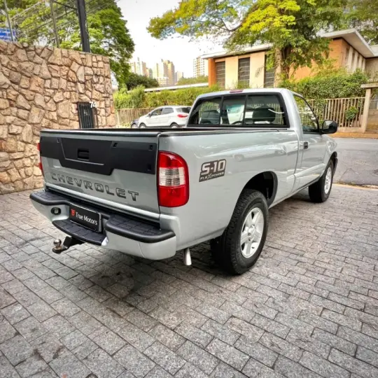 S10 2.4 MPFI Advantage 4X2 CS 8V