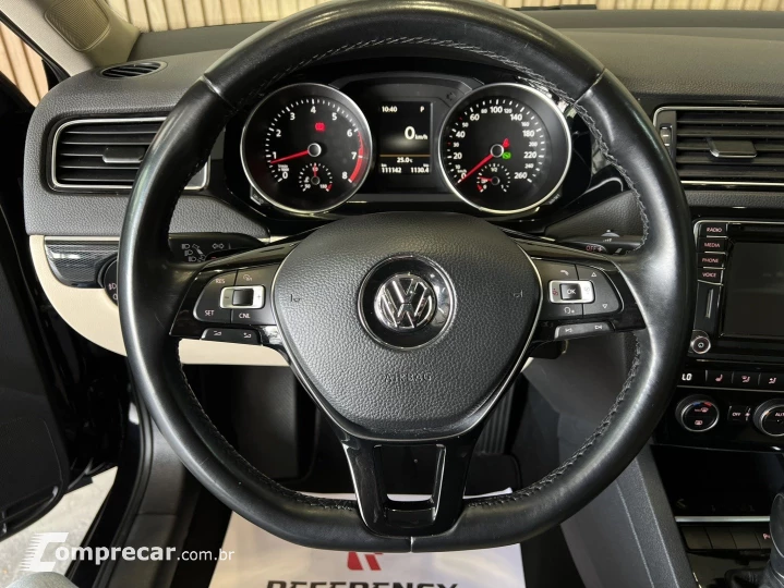 JETTA 2.0 TSI HIGHLINE 211CV GASOLINA 4P TIPTRONIC