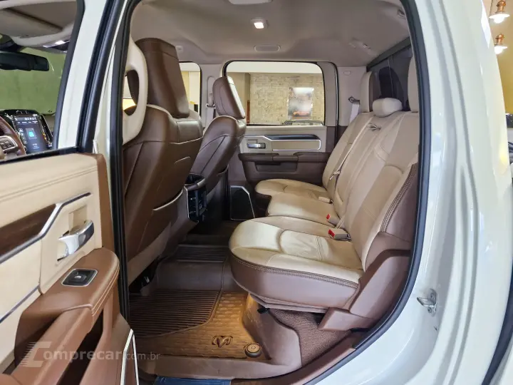 2500 6.7 I6 Turbo Laramie CD 4X4