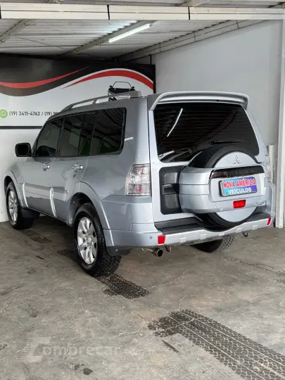 Pajero HPE Full 3.8 V6 250cv 5p Aut.