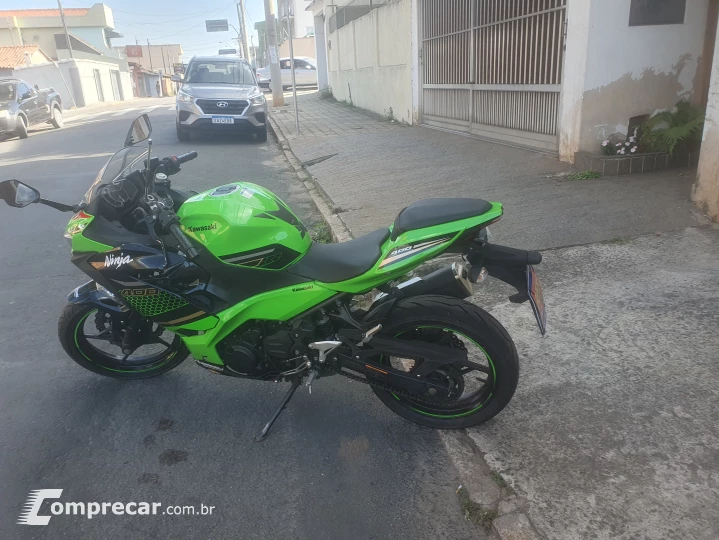 Ninja 400