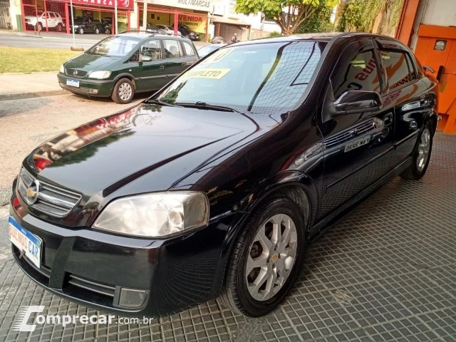 ASTRA HATCH - 2.0 MPFI ADVANTAGE 8V 4P MANUAL