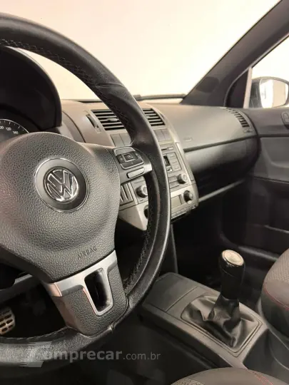 Polo SPORTLINE 1.6 Mi Total Flex 8V 5p