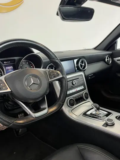 SLC-300 2.0 Turbo 245cv Aut.