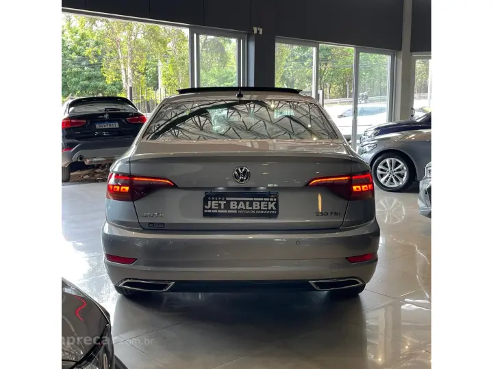 JETTA 1.4 250 TSI TOTAL FLEX R-LINE TIPTRONIC