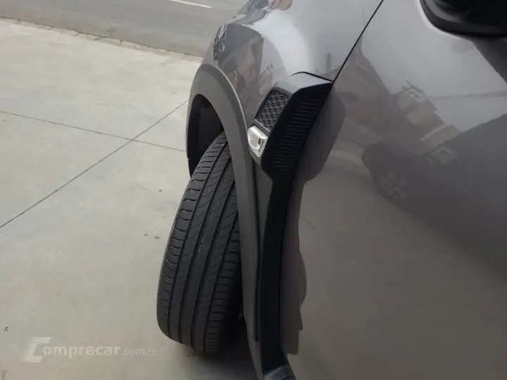 DUSTER Iconic Plus 1.3 TB 16V Flex Aut.