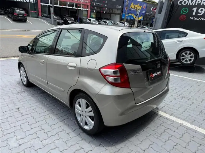 FIT 1.4 LX 16V