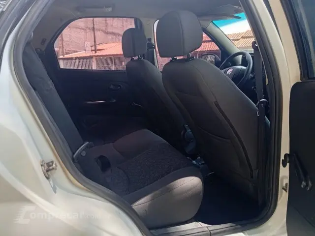 PALIO WEEKEND - 1.6 TREKKING WEEKEND 16V 4P MANUAL