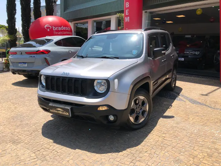 Renegade 1.8 16V Flex 4P Automático