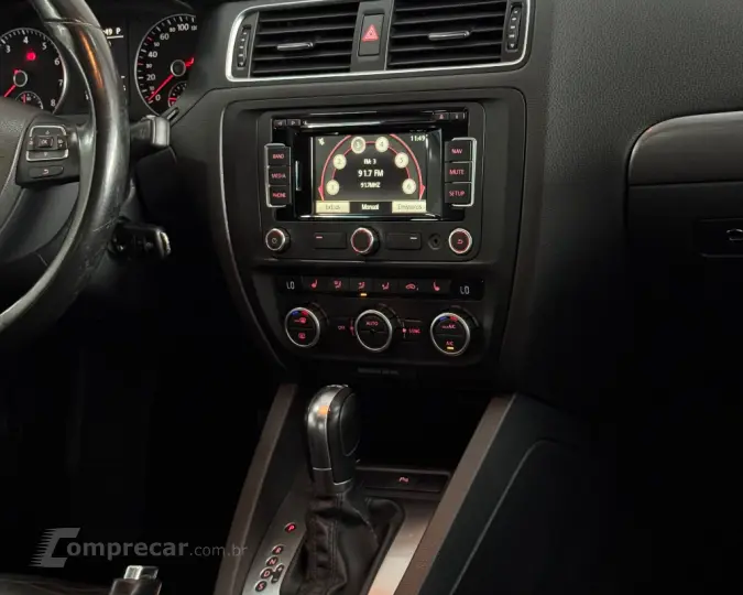 JETTA Highline 2.0 TSI 16V 4p Tiptronic DSG