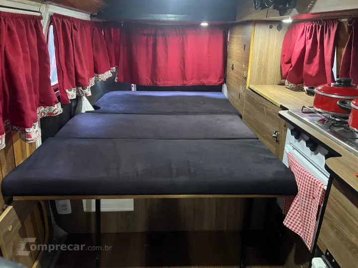 KOMBI 1.6 FURGÃO 8V GASOLINA 3P MANUAL