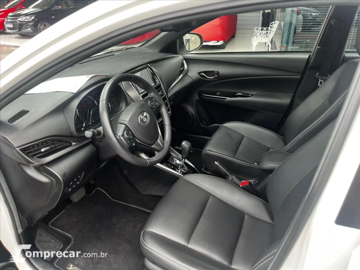 YARIS 1.5 16V FLEX XLS CONNECT MULTIDRIVE