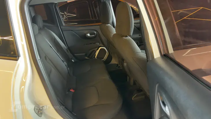 RENEGADE 1.8 16V Sport