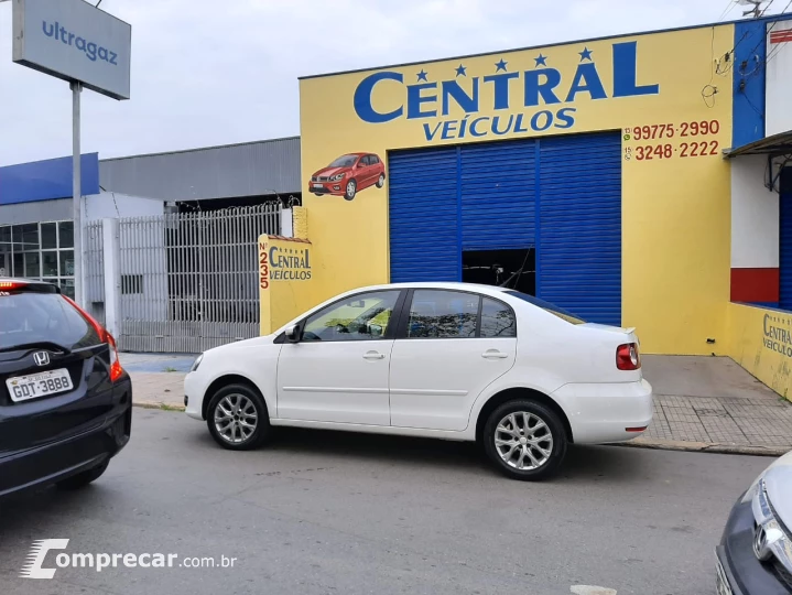 POLO SEDAN 1.6 MI Comfortline 8V