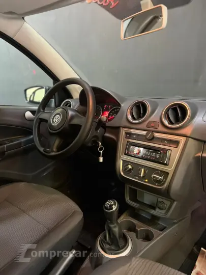 VOYAGE 1.0/1.0 City Mi Total Flex 8V 4p