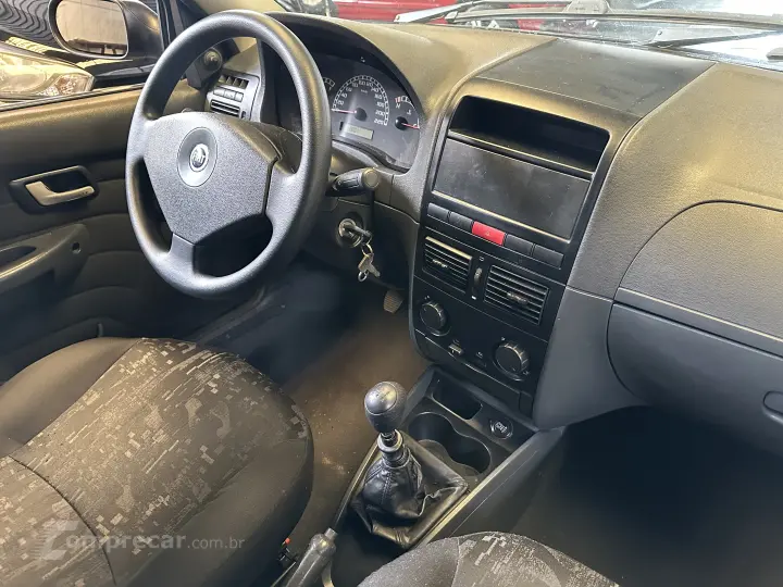 STRADA 1.8 MPI Trekking CE 8V