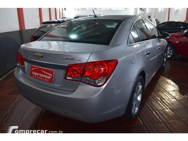 CRUZE SEDAN - 1.8 LT 16V 4P AUTOMÁTICO