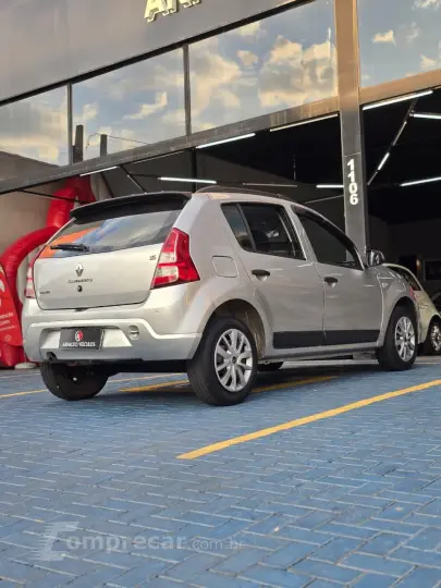 SANDERO Expression Hi-Flex 1.6 8V 5p