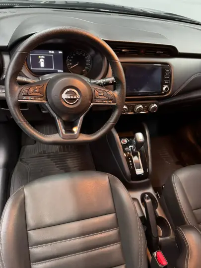 Kicks Advance 1.6 Automático