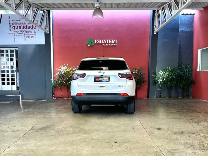 COMPASS 2.0 16V FLEX LONGITUDE AUTOMÁTICO