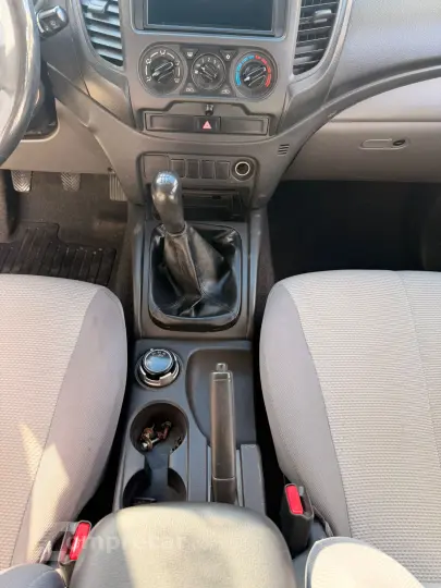 L200 TRITON 2.4 16V Turbo Sport GL CD 4X4