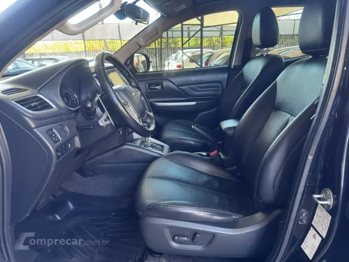 L 200 Triton 2.4 16V SPORT HPE 4X4 CABINE DUPLA TURBO DIESEL