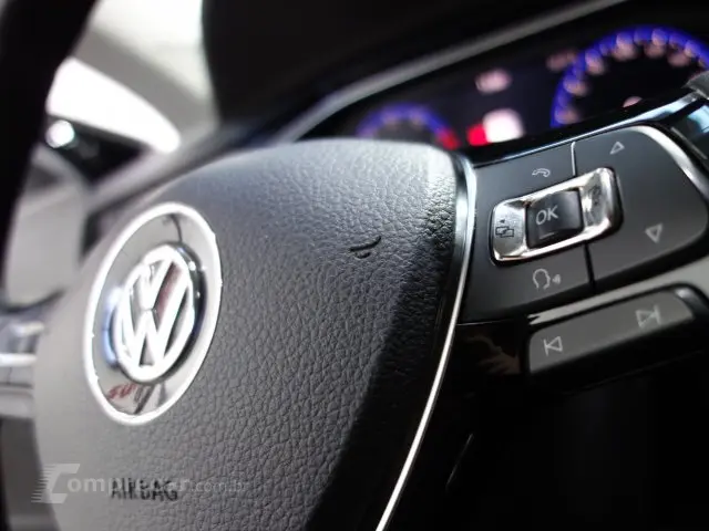 VIRTUS - 1.0 200 TSI COMFORTLINE AUTOMÁTICO