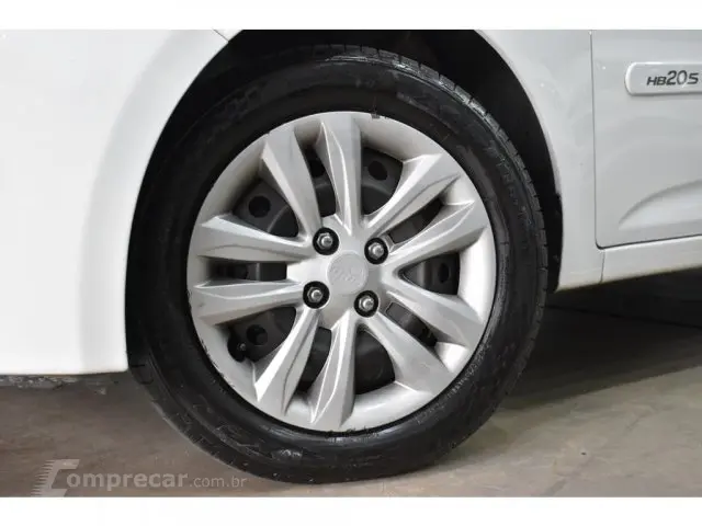 HB20S - 1.6 COMFORT PLUS 16V 4P AUTOMÁTICO