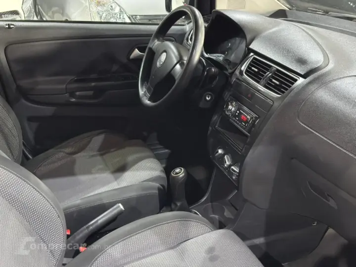 SPACEFOX 1.6 MI TREND 8V FLEX 4P MANUAL