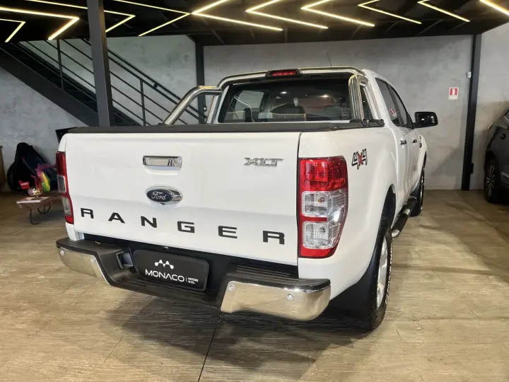 Ranger 3.2 20V XLT 4X4 CABINE DUPLA TURBO DIESEL AUTOMÁTICO