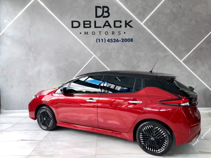 LEAF Aut. (Elétrico)