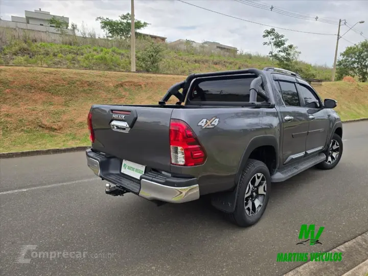 HILUX 2.8 SRX 4X4 CD 16V DIESEL 4P AUTOMÁTICO