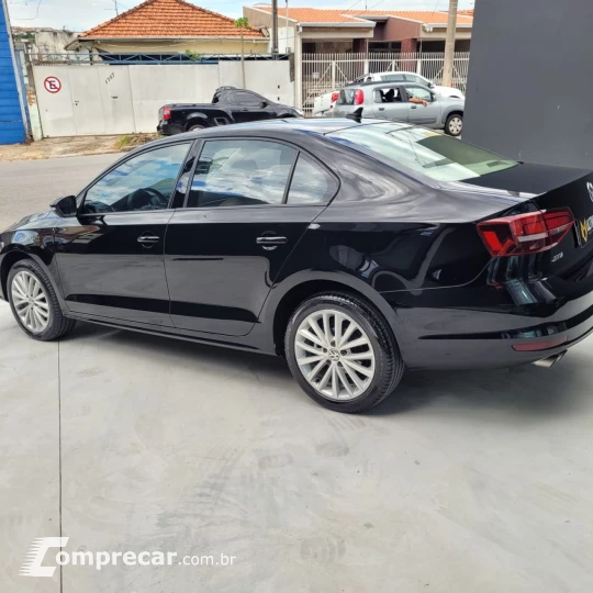 JETTA Comfortline 1.4 TSI 16V 4p Aut.