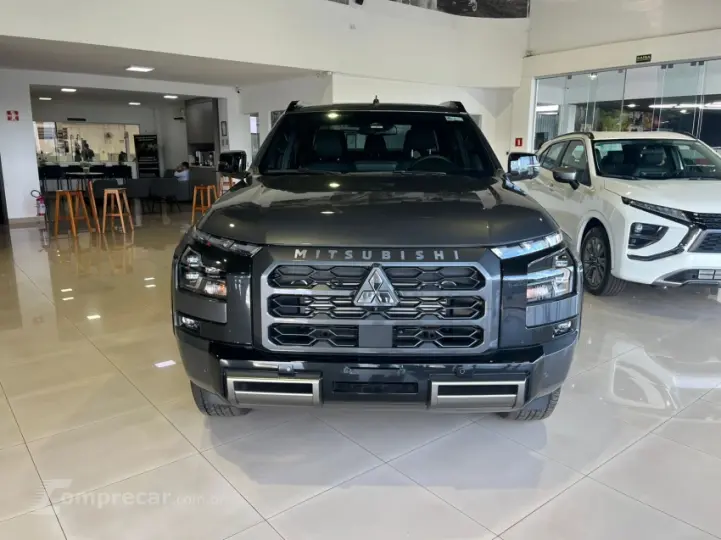 TRITON 2.4 Biturbo CD Katana 4X4