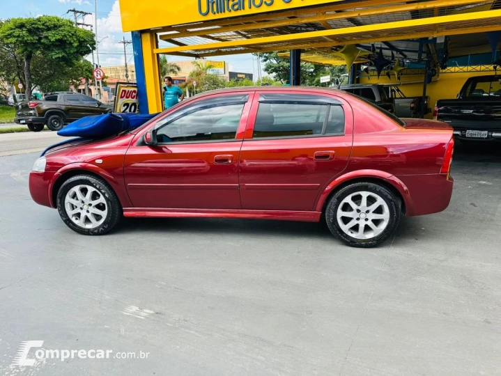 Astra Sedan 2.0 16V 4P ADVANTAGE