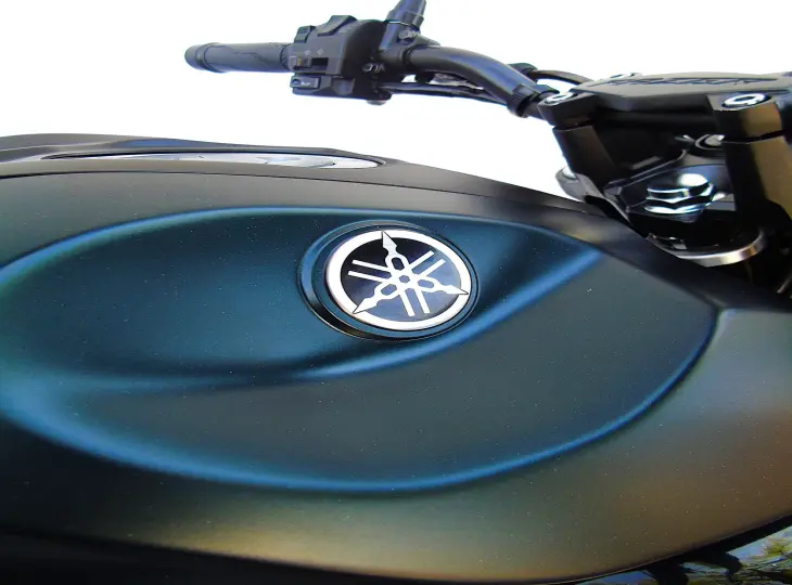 YAMAHA FZ25 FAZER ABS