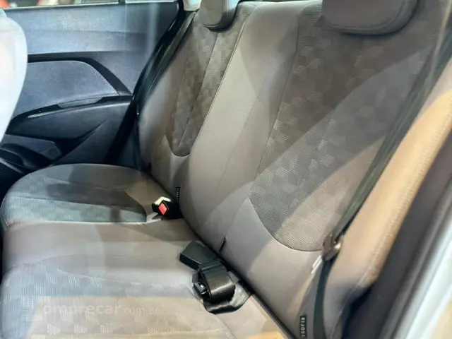 HB20S - 1.6 COMFORT PLUS 16V 4P AUTOMÁTICO