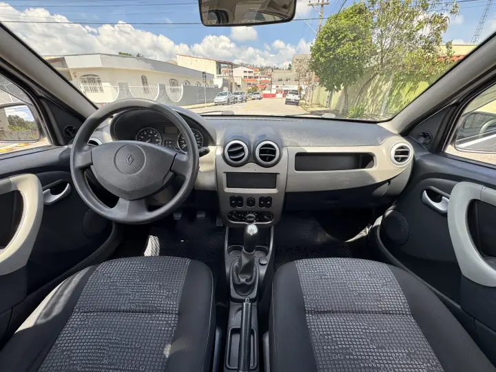 SANDERO 1.6 Expression 8V Hi-torque