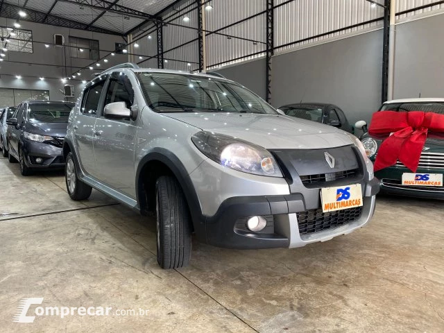 SANDERO - 1.6 STEPWAY 16V 4P MANUAL