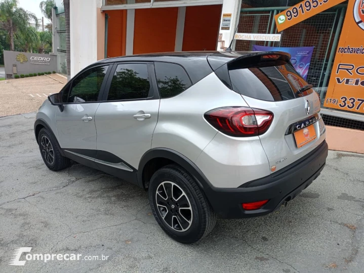 Captur 1.6 16V 4P FLEX SCE LIFE X-TRONIC CVT