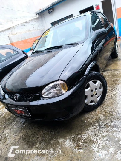 Corsa Sedan 1.0