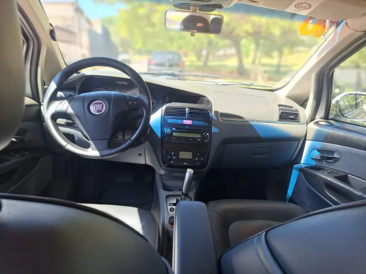 LINEA 1.8 Absolute 16V