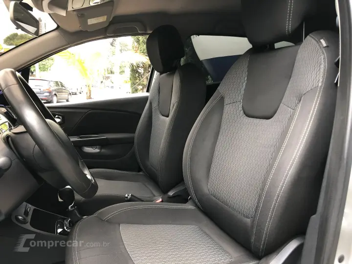 Captur 1.6 16V Sce Flex Life X-Tronic