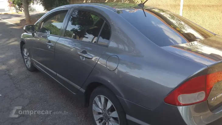 CIVIC 1.8 LXL 16V