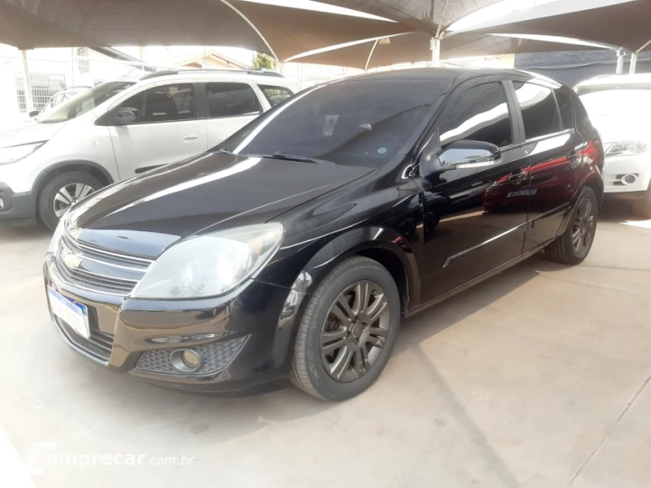 VECTRA 2.0 MPFI GT Hatch 8V