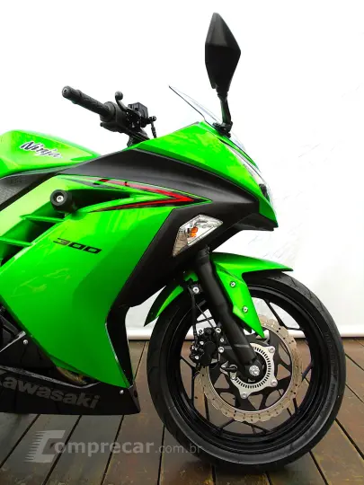 KAWASAKI NINJA 300