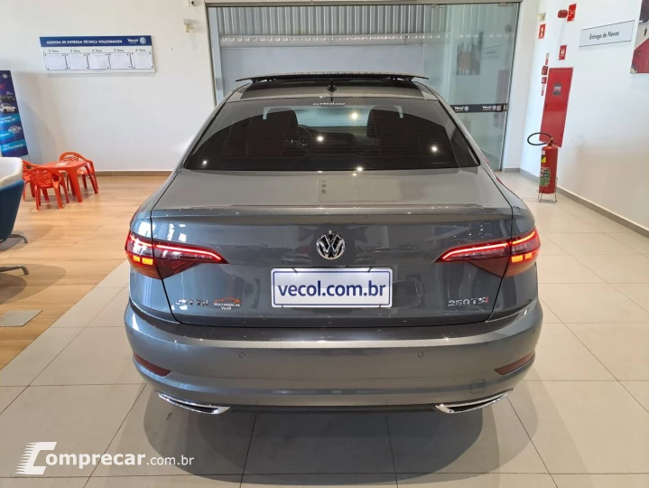 Jetta 1.4 4P 250 TSI R-LINE AUTOMÁTICO