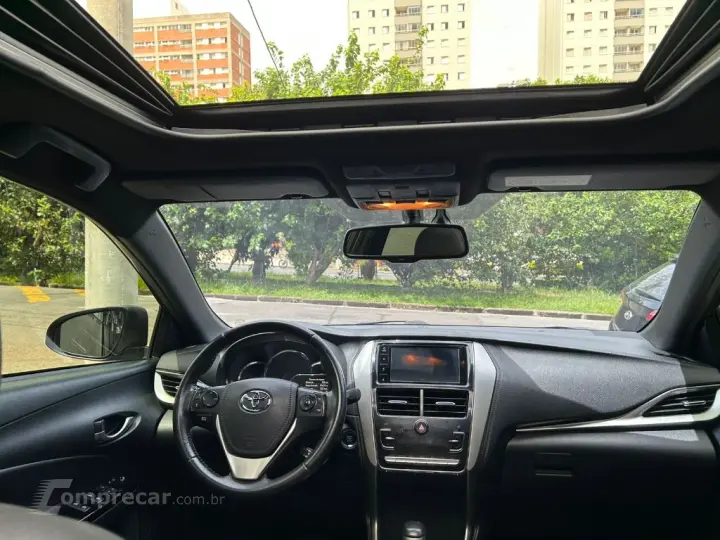 YARIS XLS Connect 1.5 Flex 16V 5p Aut.